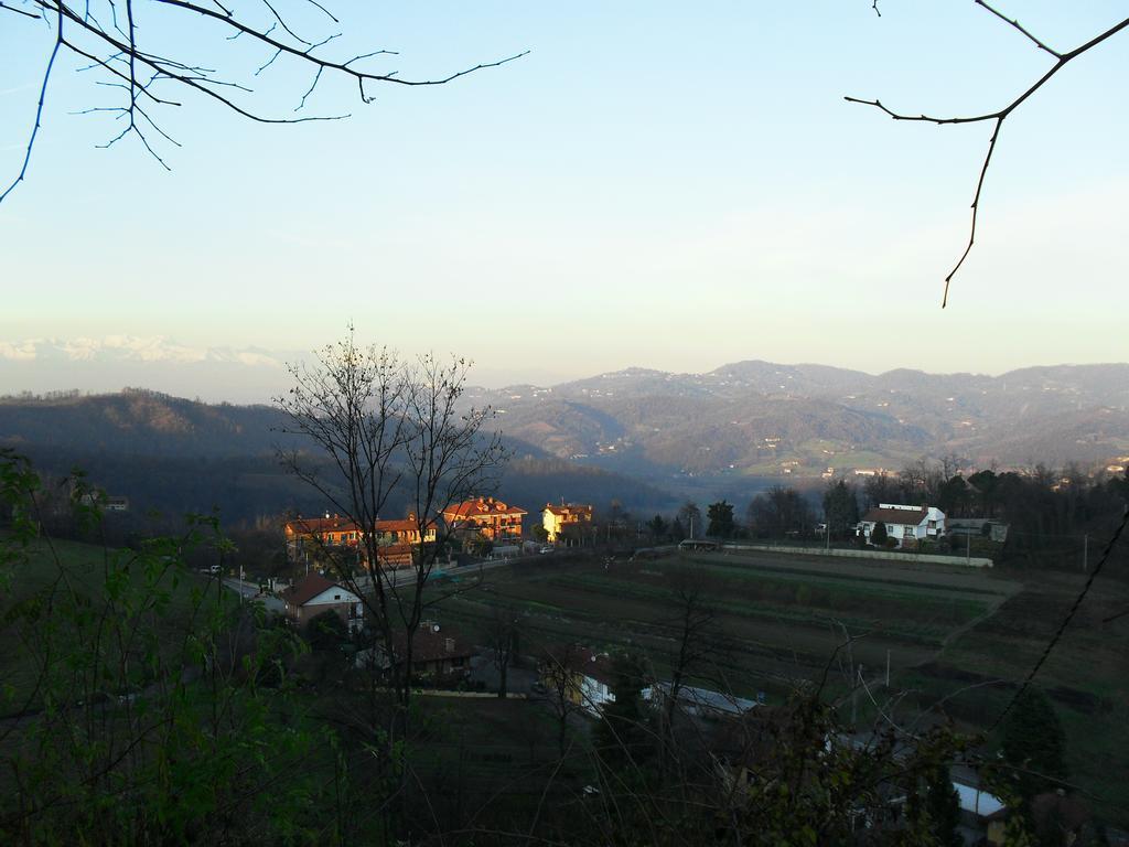 Bed and Breakfast Il Cortiletto Dei Capperi Gassino Torinese Pokoj fotografie